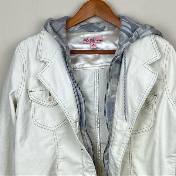 Plugg Juniors || Corduroy with Camo Hoodie; Size L - Picture 11 of 15